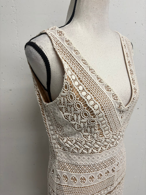 Maxikleid aus Häkelspitze